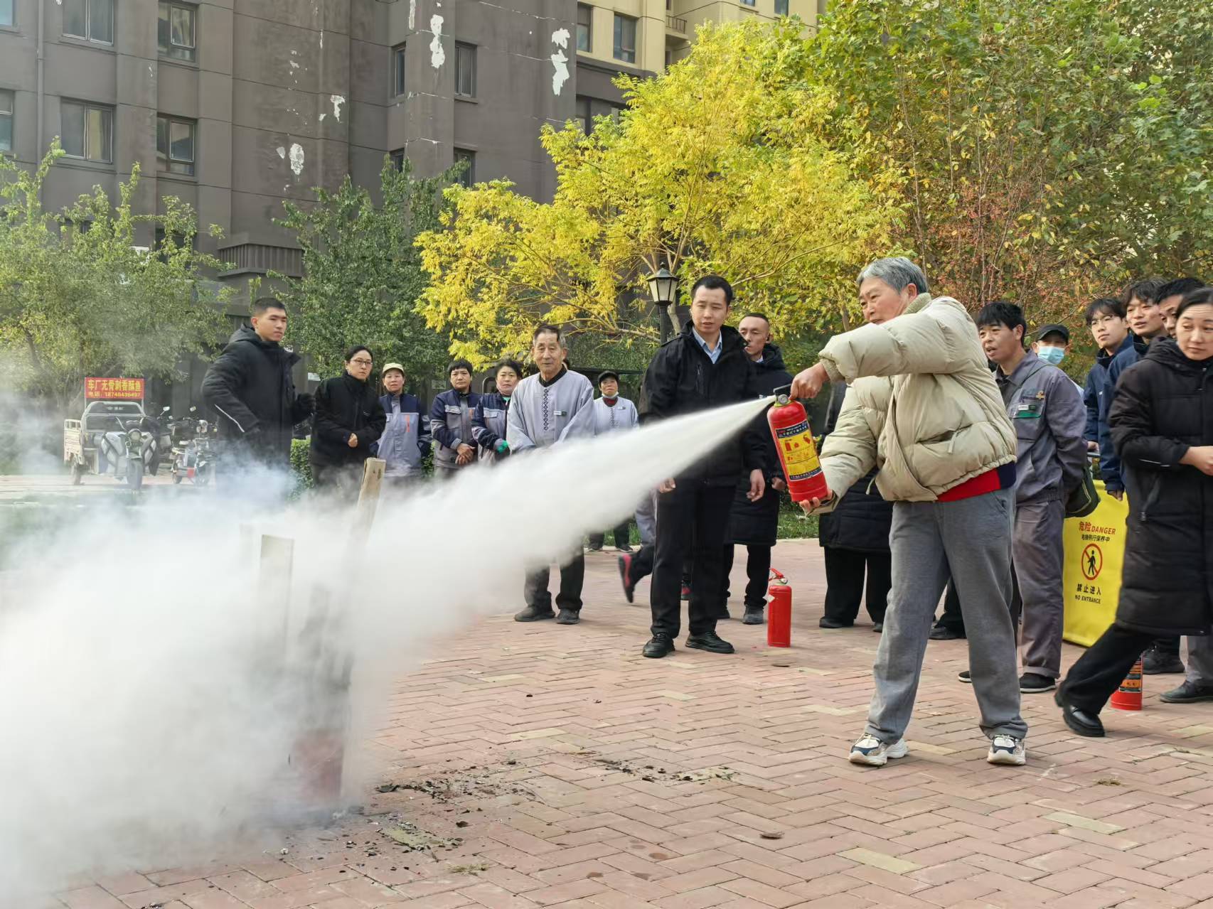 全國(guó)消防日 | 提高安全意識(shí)，共建幸福家園(圖2)